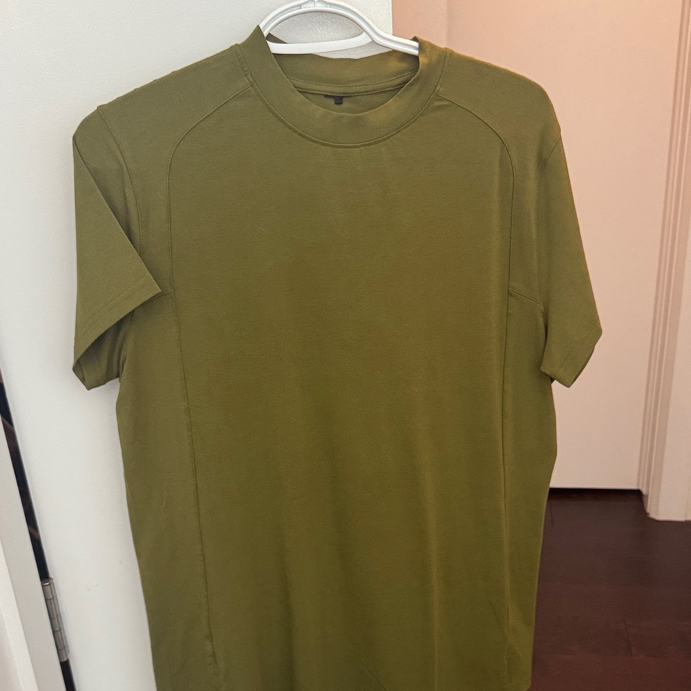 Alphalete Sage Green Short Sleeve Tee